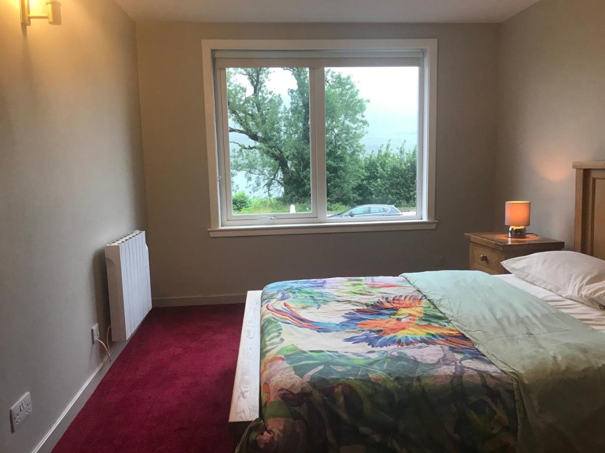 Appin, Beautiful Lochside Apartment With Balcony Fort William Exterior foto